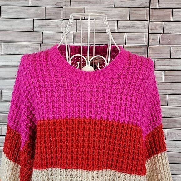 Universal Thread striped pullover crewneck sweater Size M - Picture 2 of 9